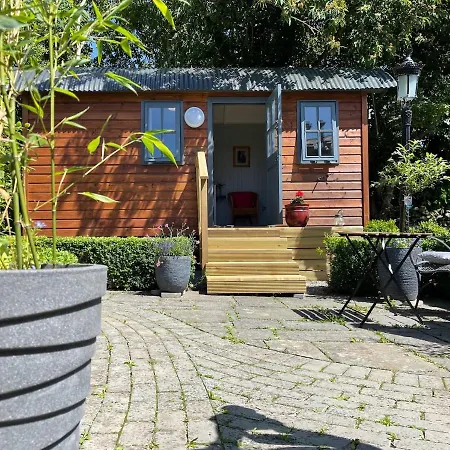 Lilac Hut Shepherds Hut Lodge Kilkenny