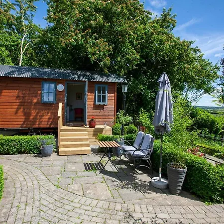 Lilac Hut Shepherds Hut Orman Evi Jenkinstown Park