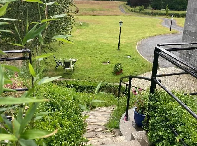 Lilac Hut Shepherds Hut Jenkinstown Park